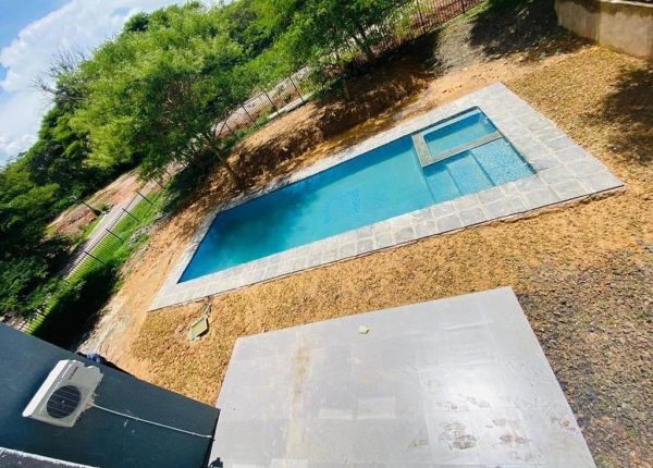 Ibex Kingsland Pool