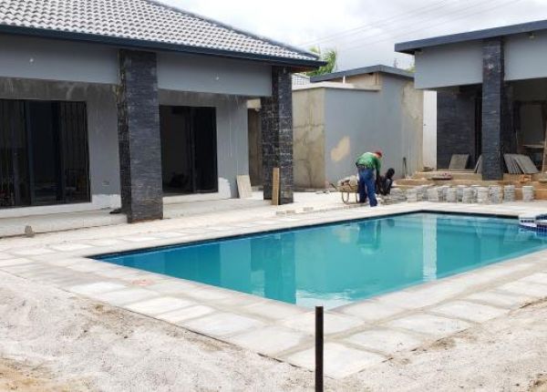 Ibex Hill Swimming Pool Construction