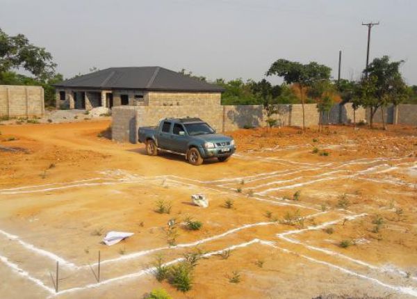 4 Bathroom 3 Bathrooms Gym and Gazebo