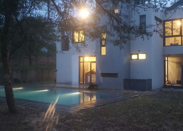 Ibex Kingsland Pool